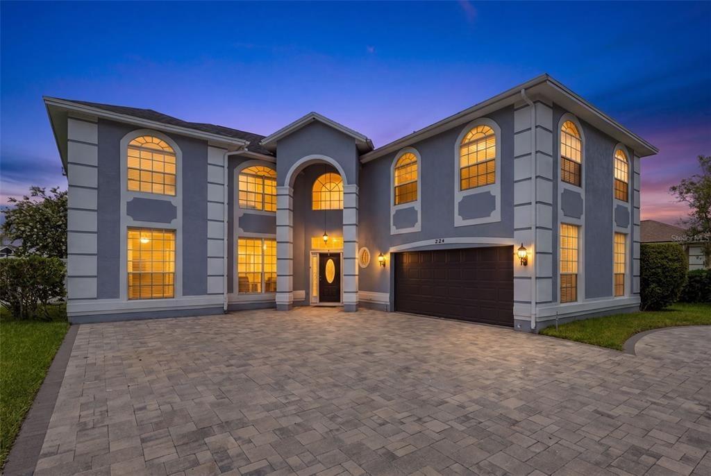 Hammock Dunes Pl, Orlando, FL 32828