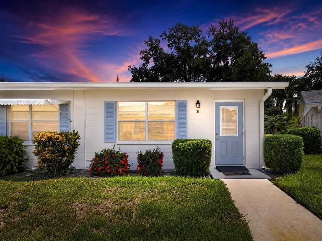Dorchester Pl, Sun City Center, FL 33573