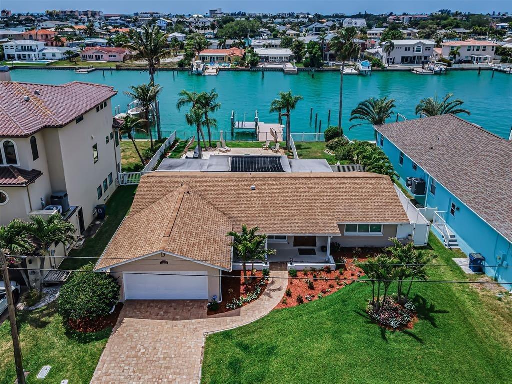 7th St E, Treasure Island, FL 33706