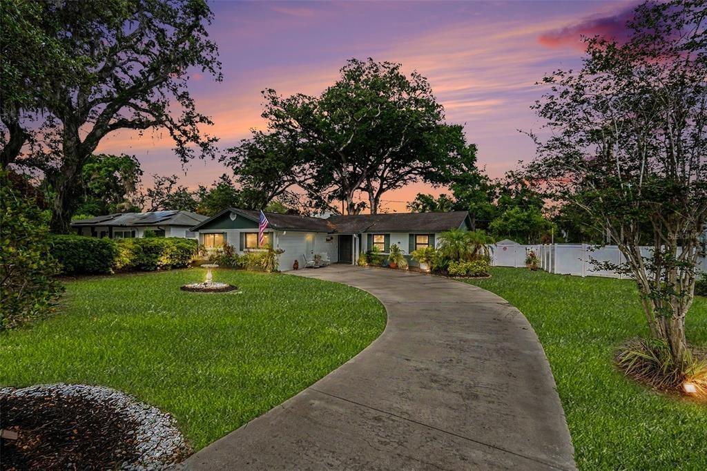 N Ola Ave, Tampa, FL 33604