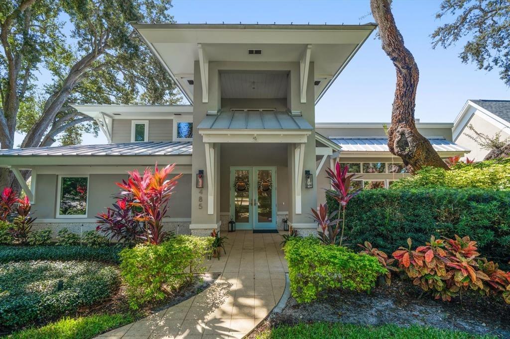 Park Ave, Belleair, FL 33756