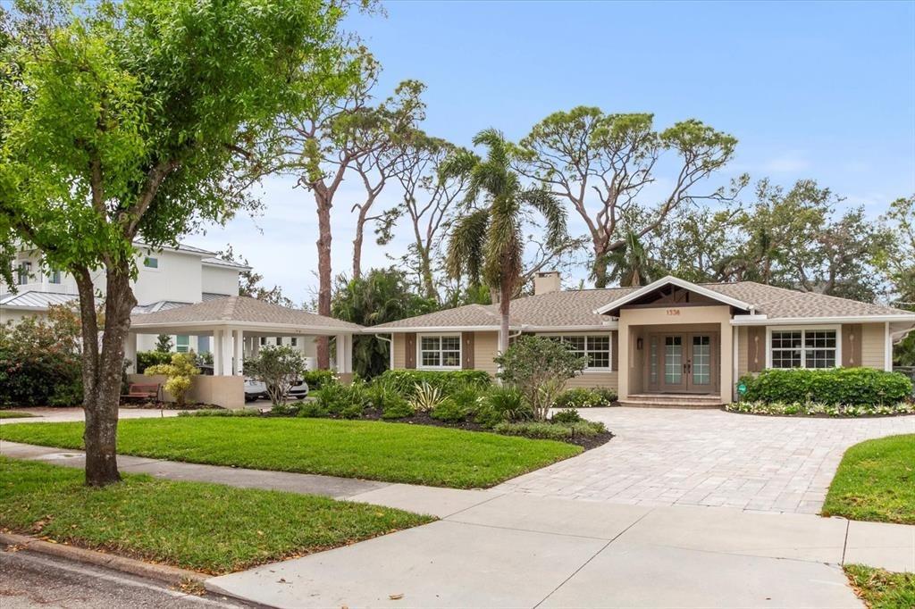 S Orange Ave, Sarasota, FL 34239