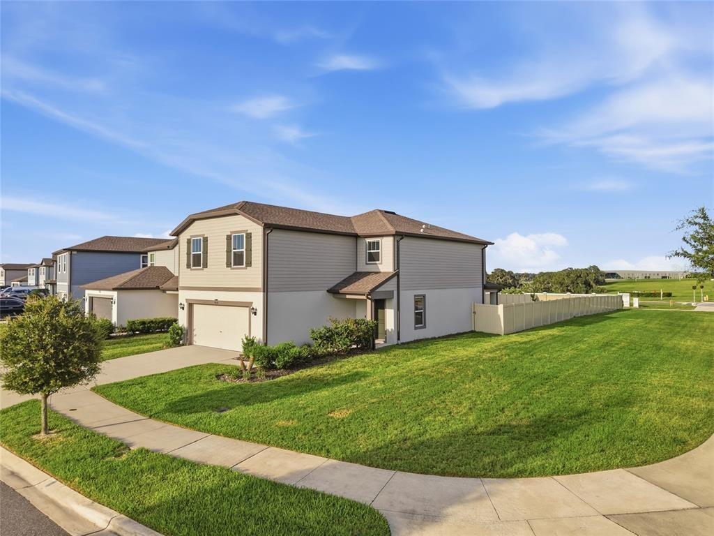 Rally Spring Loop, Wesley Chapel, FL 33545