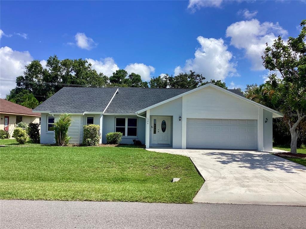 Roosevelt Dr, Venice, FL 34293