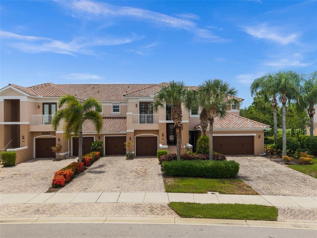 Glastonbury Cir, Fort Myers, FL 33913