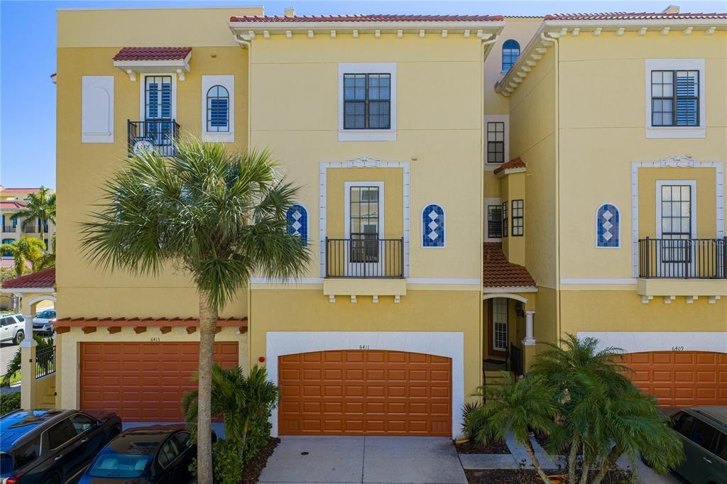 Mayra Shores Ln, Apollo Beach, FL 33572