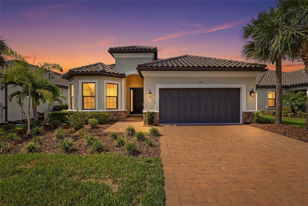 Scarlotti St, Nokomis, FL 34275