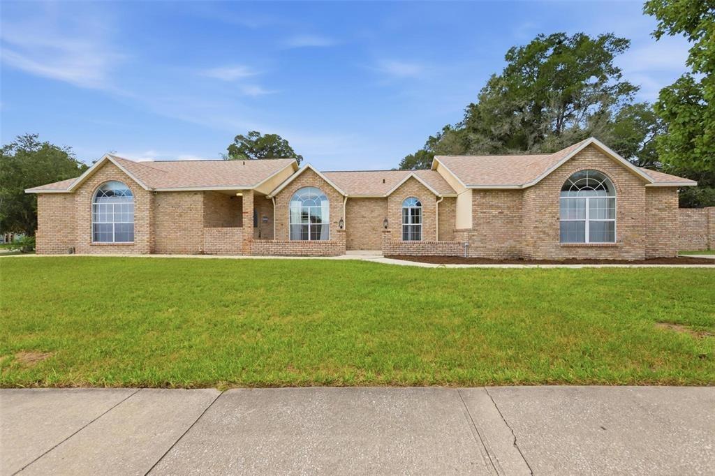 E Wisconsin Ave, Deland, FL 32724