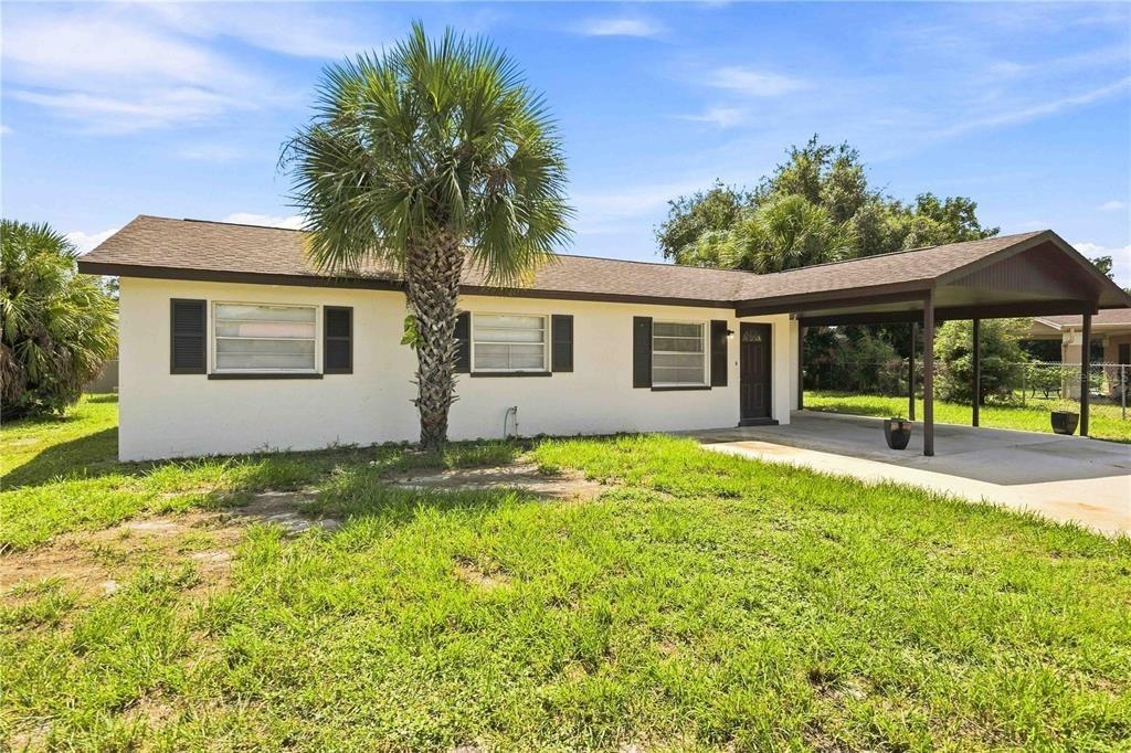 Clay Cir, Sarasota, FL 34234