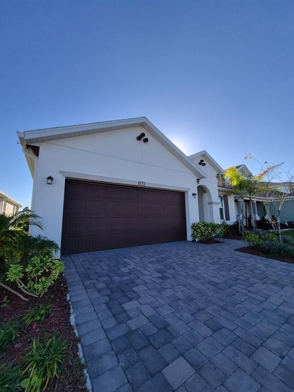 Stamen Dr, Kissimmee, FL 34744