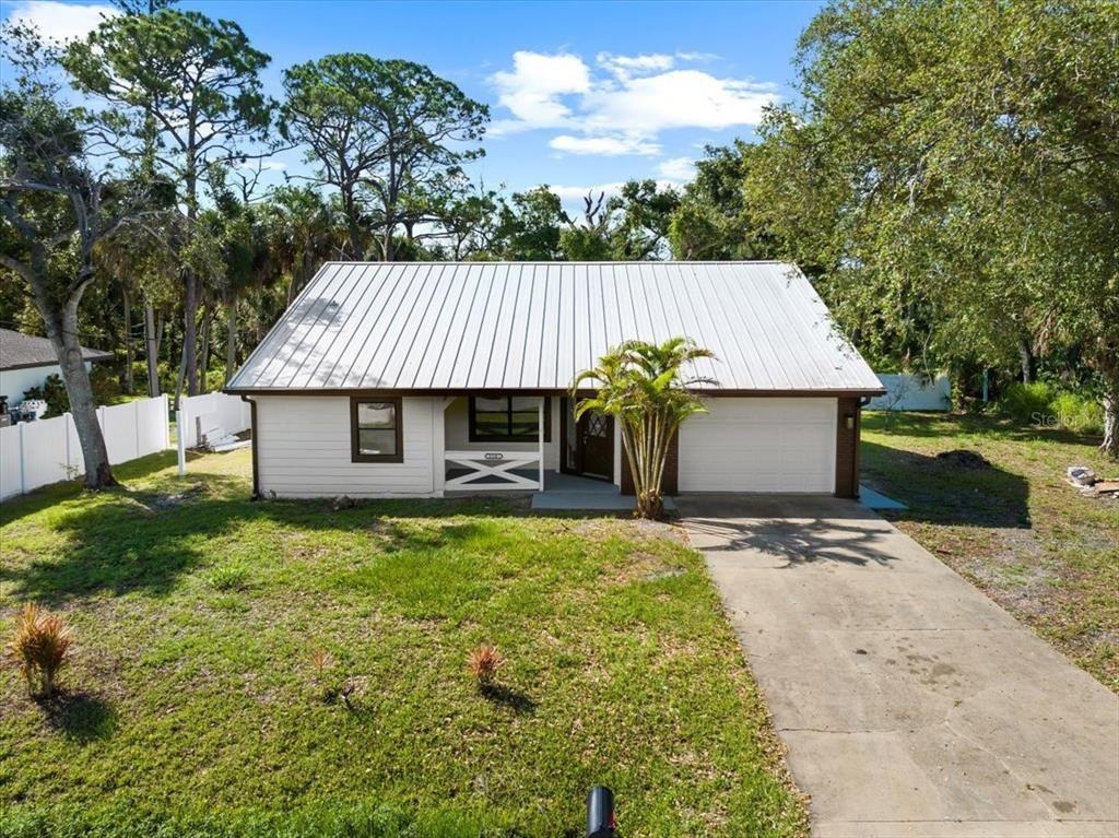Hermes Rd, Venice, FL 34293