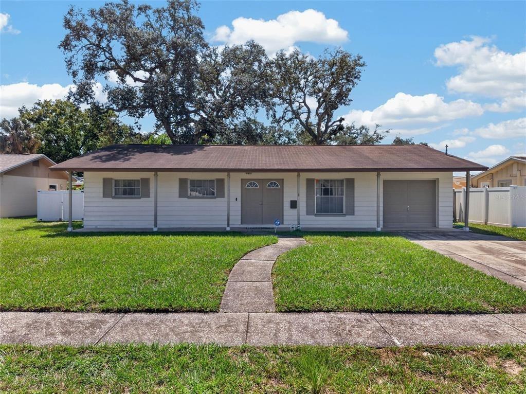 W Burke St, Tampa, FL 33614