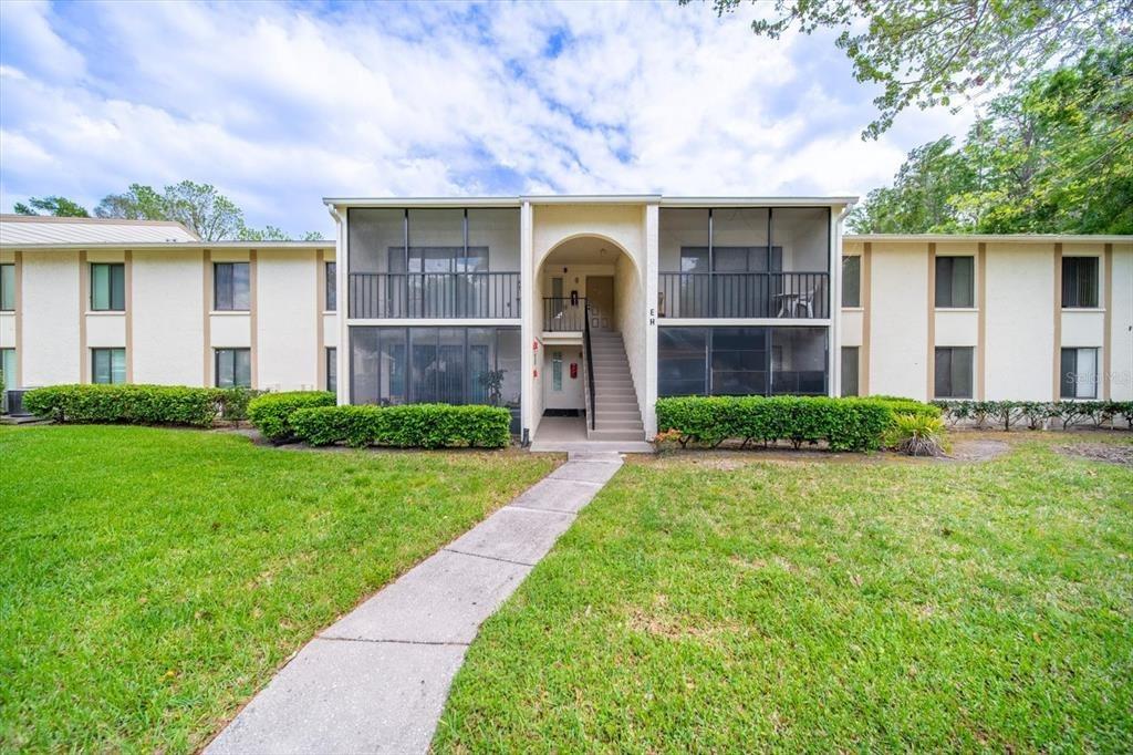 Pine Glen Ln, Tarpon Springs, FL 34688