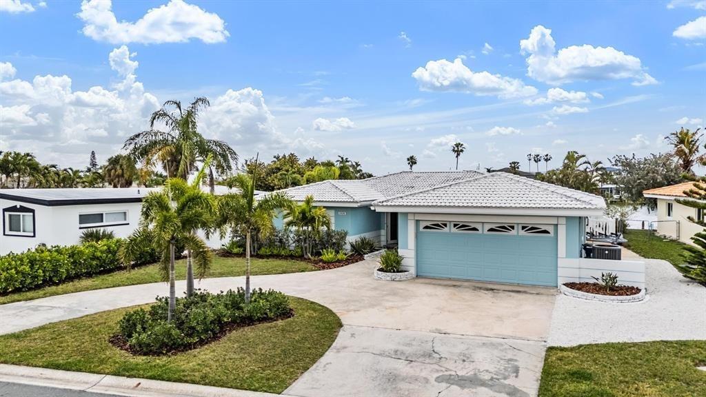 5th St E, Treasure Island, FL 33706