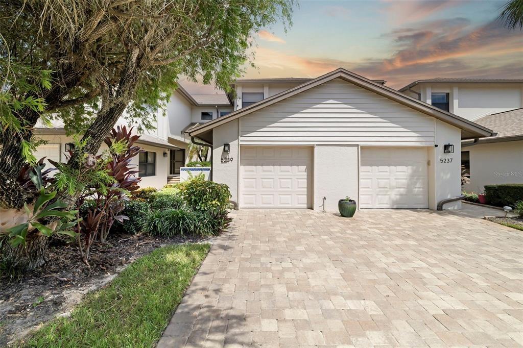 Heron Way, Sarasota, FL 34231