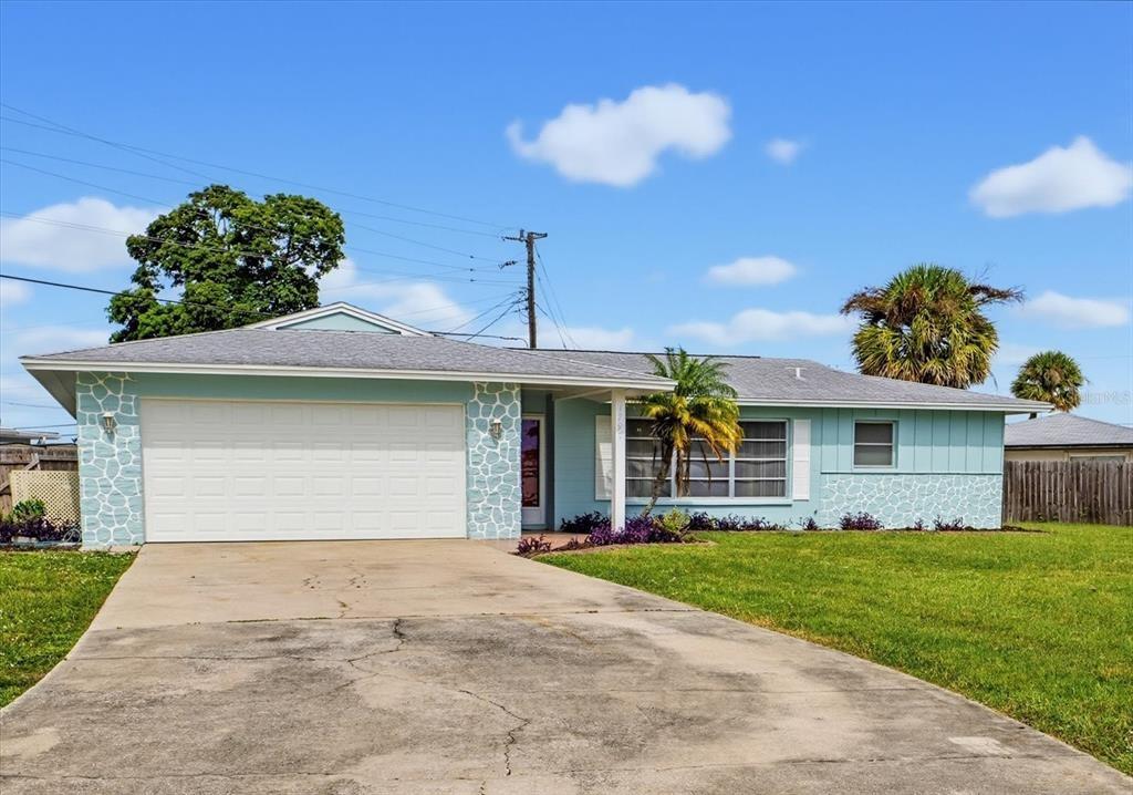 Pomelo Dr, Venice, FL 34293