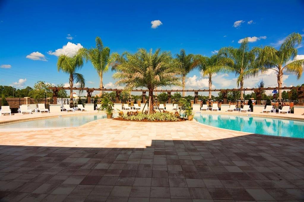 Shine Dr, Kissimmee, FL 34747
