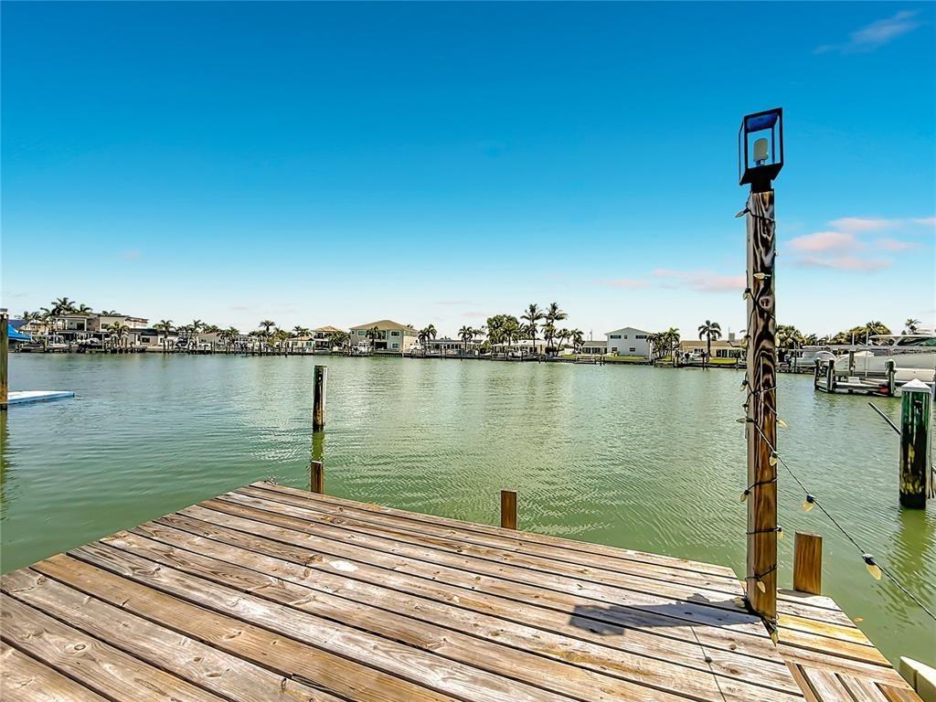 11th Ave S, Saint Petersburg, FL 33707