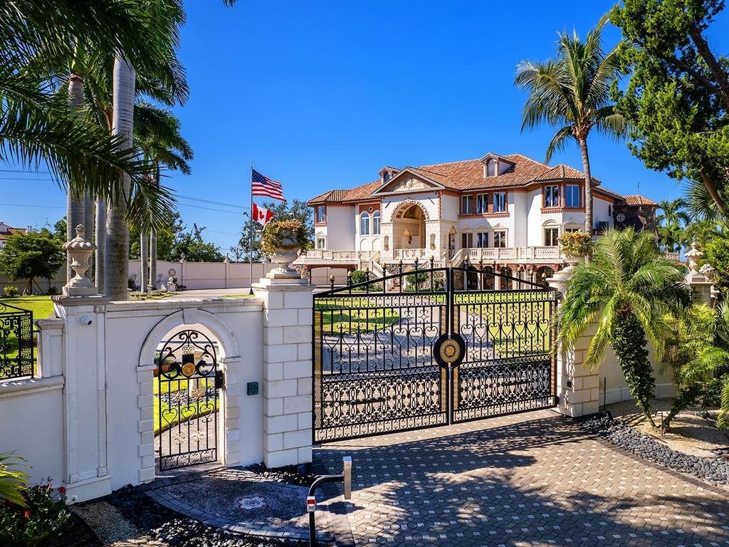 S Lake Shore Dr, Sarasota, FL 34231