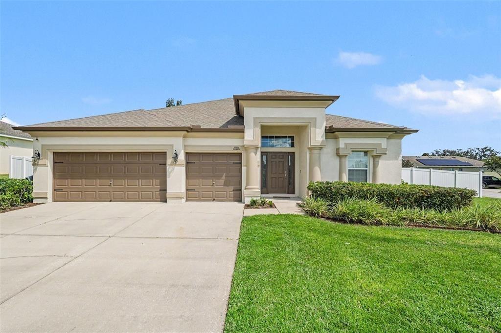 Loopback Dr, San Antonio, FL 33576