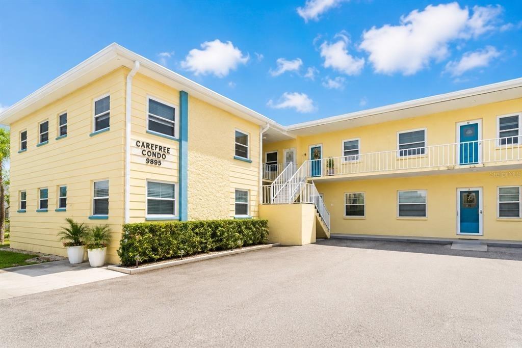 1st St E, Treasure Island, FL 33706