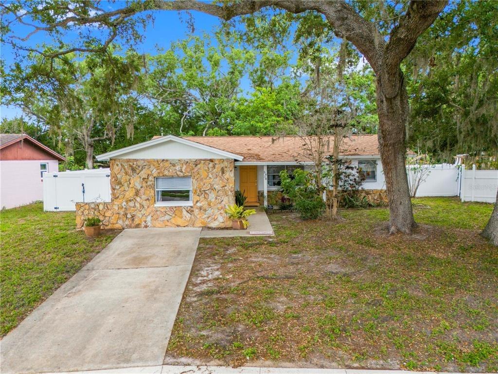 146th Ter N, Clearwater, FL 33760