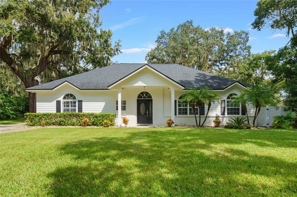 Magnolia St, Windermere, FL 34786