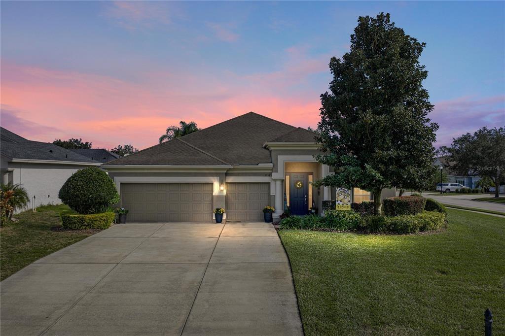 Trailing Moss Dr, Dade City, FL 33525