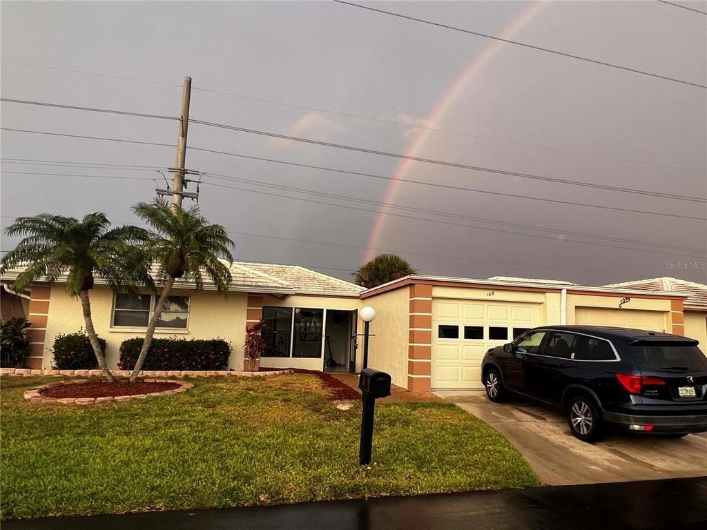 Villa Dr, Osprey, FL 34229