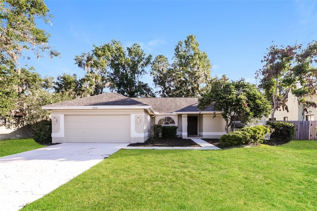 Bridle Dr, Plant City, FL 33566