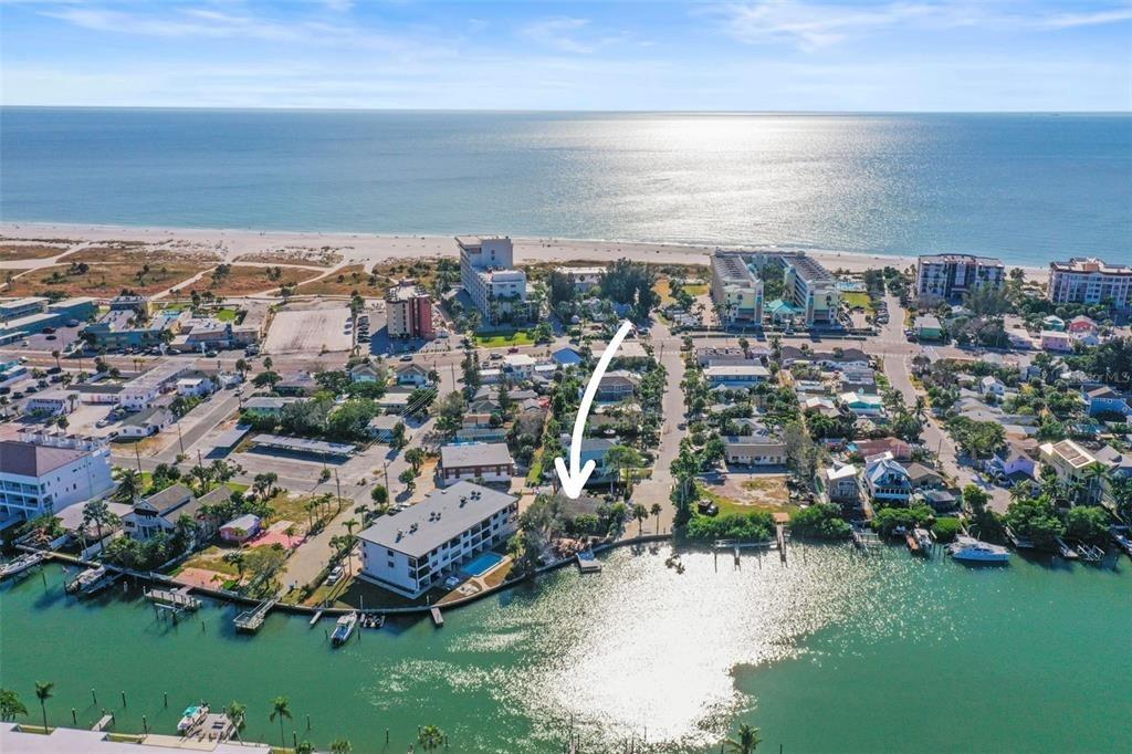 Lagoon Ln, Treasure Island, FL 33706