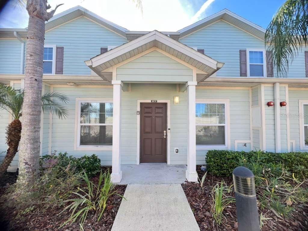Shine Dr, Kissimmee, FL 34747