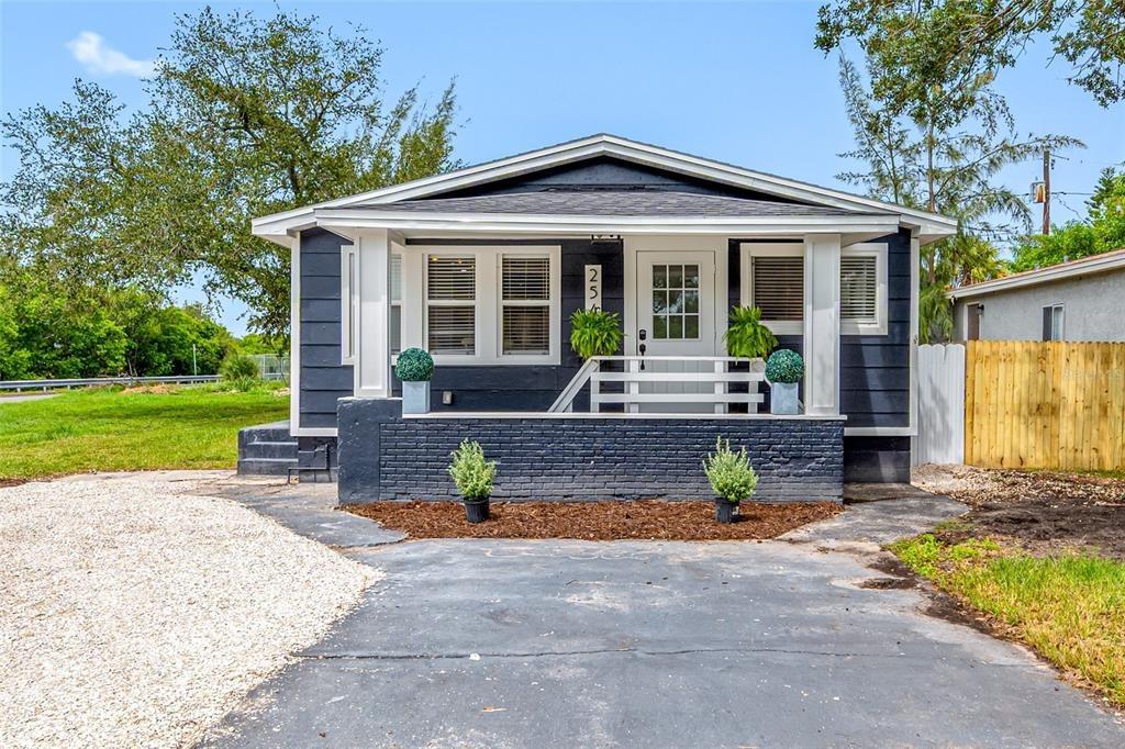 Kingston St S, Saint Petersburg, FL 33711