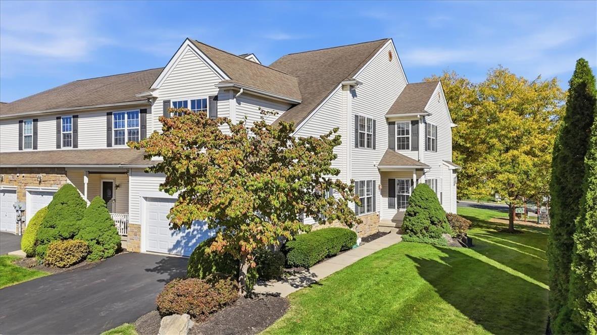 Cobblestone Dr, Easton, PA 18045