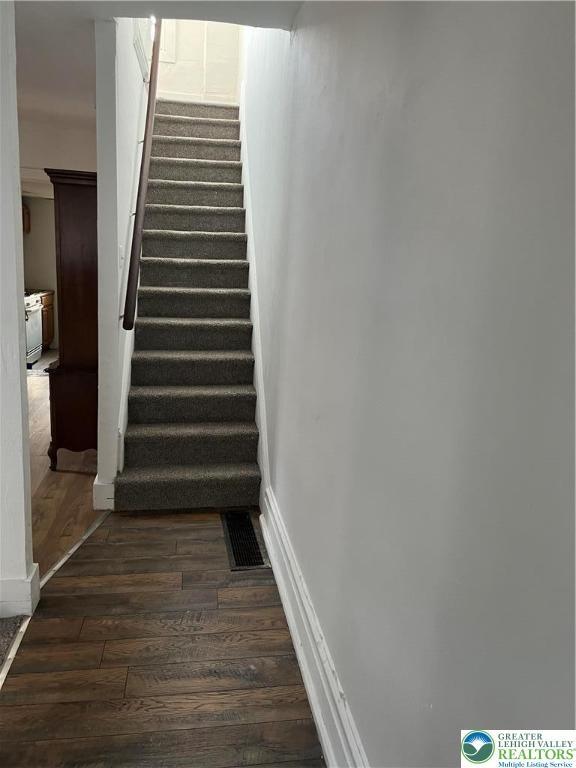 N Poplar St, Allentown, PA 18102