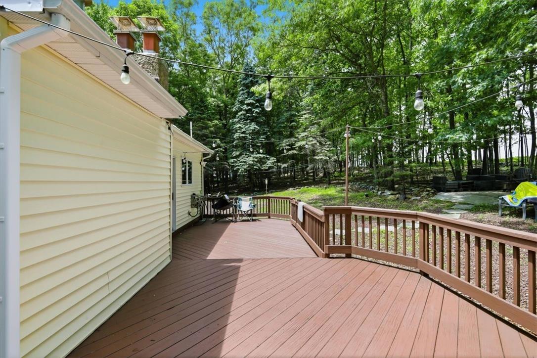 Basswood Ct, Albrightsville, PA 18210