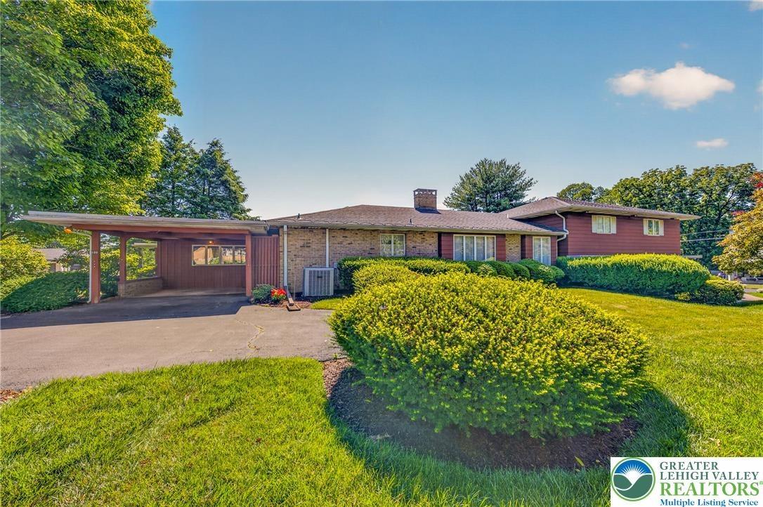 S Greenwood Ave, Easton, PA 18045
