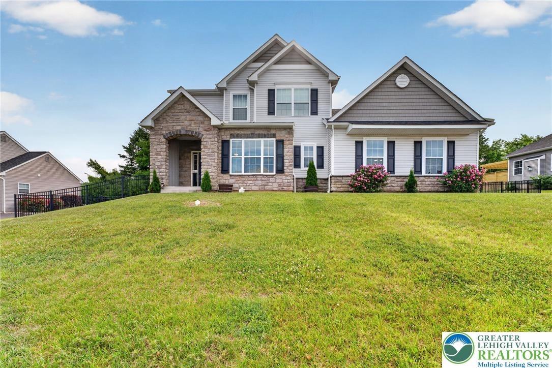 Fehnel Dr, Easton, PA 18045