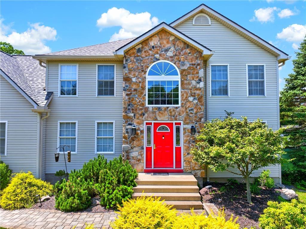 Pennbrook Rd, Stroudsburg, PA 18360