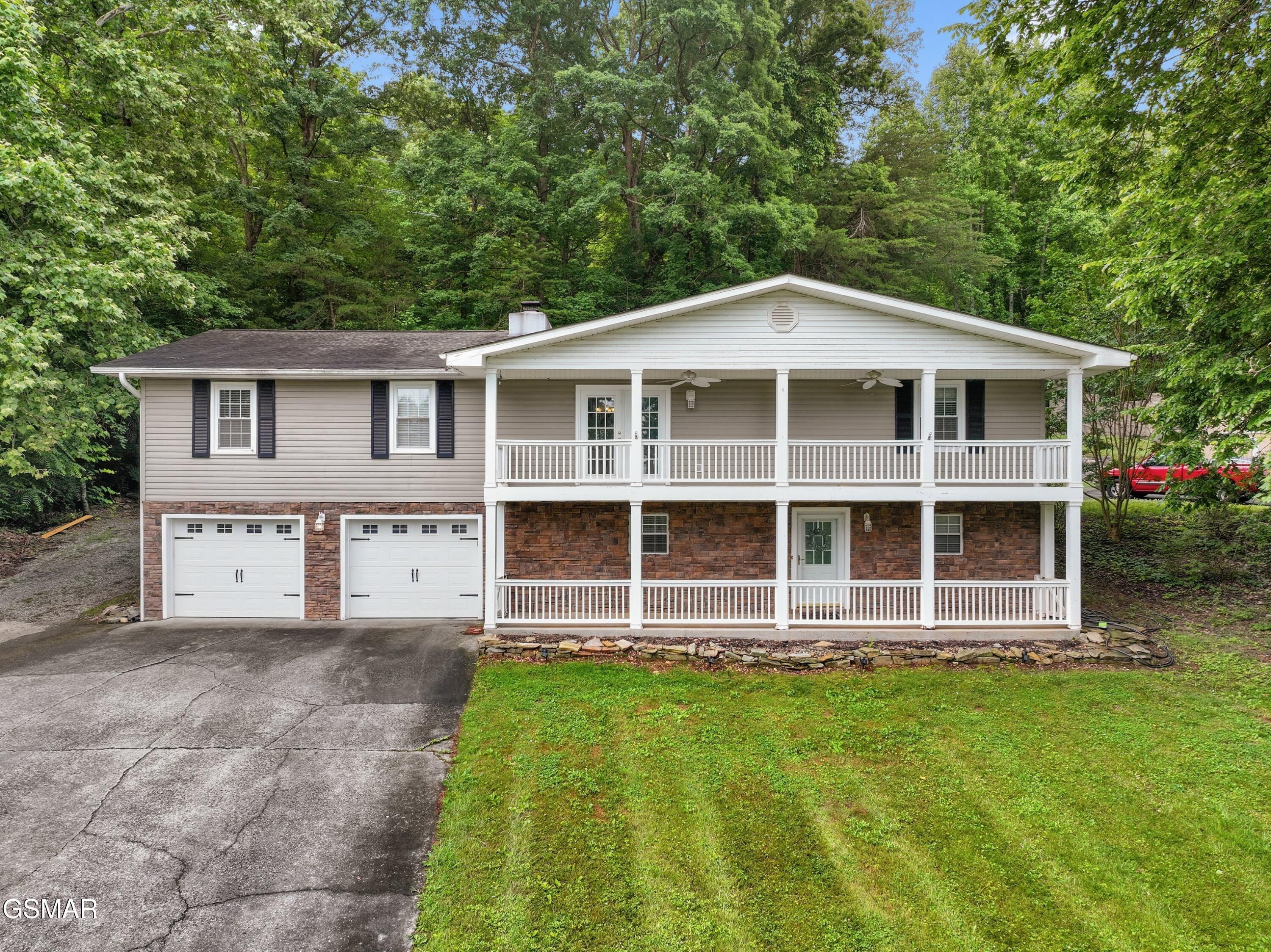 Irwin Dr, Powell, TN 37849