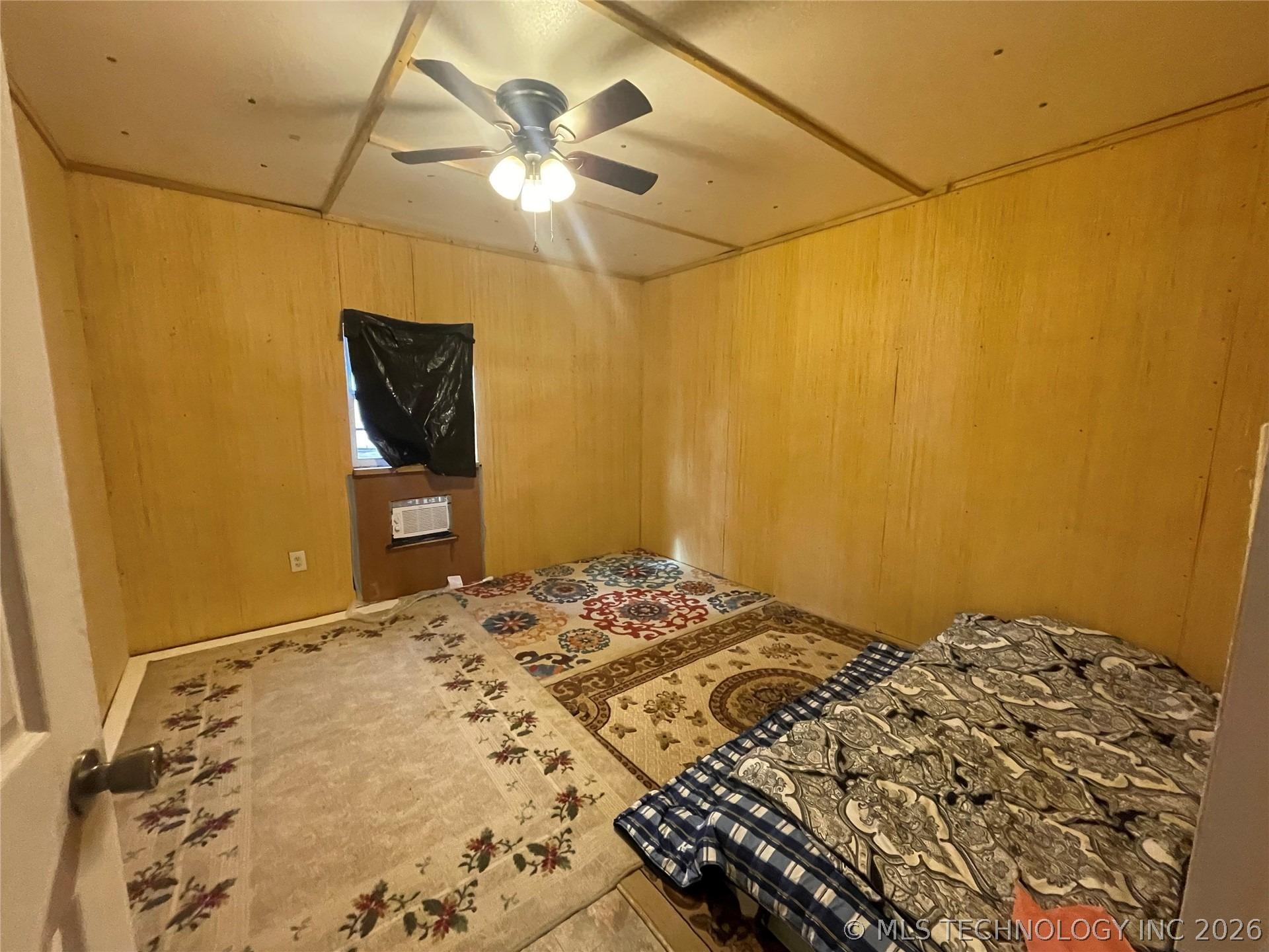 Fishmarket Rd, Tecumseh, OK 74873
