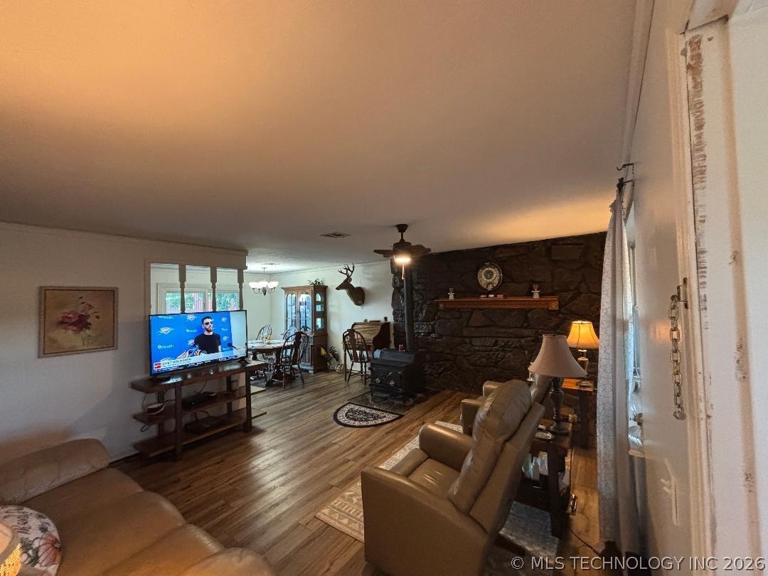 E 1180 Rd, Eufaula, OK 74432