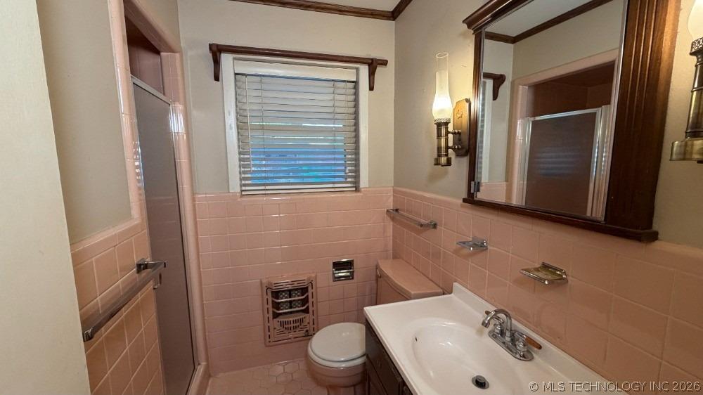 Tiverton St, Ardmore, OK 73401