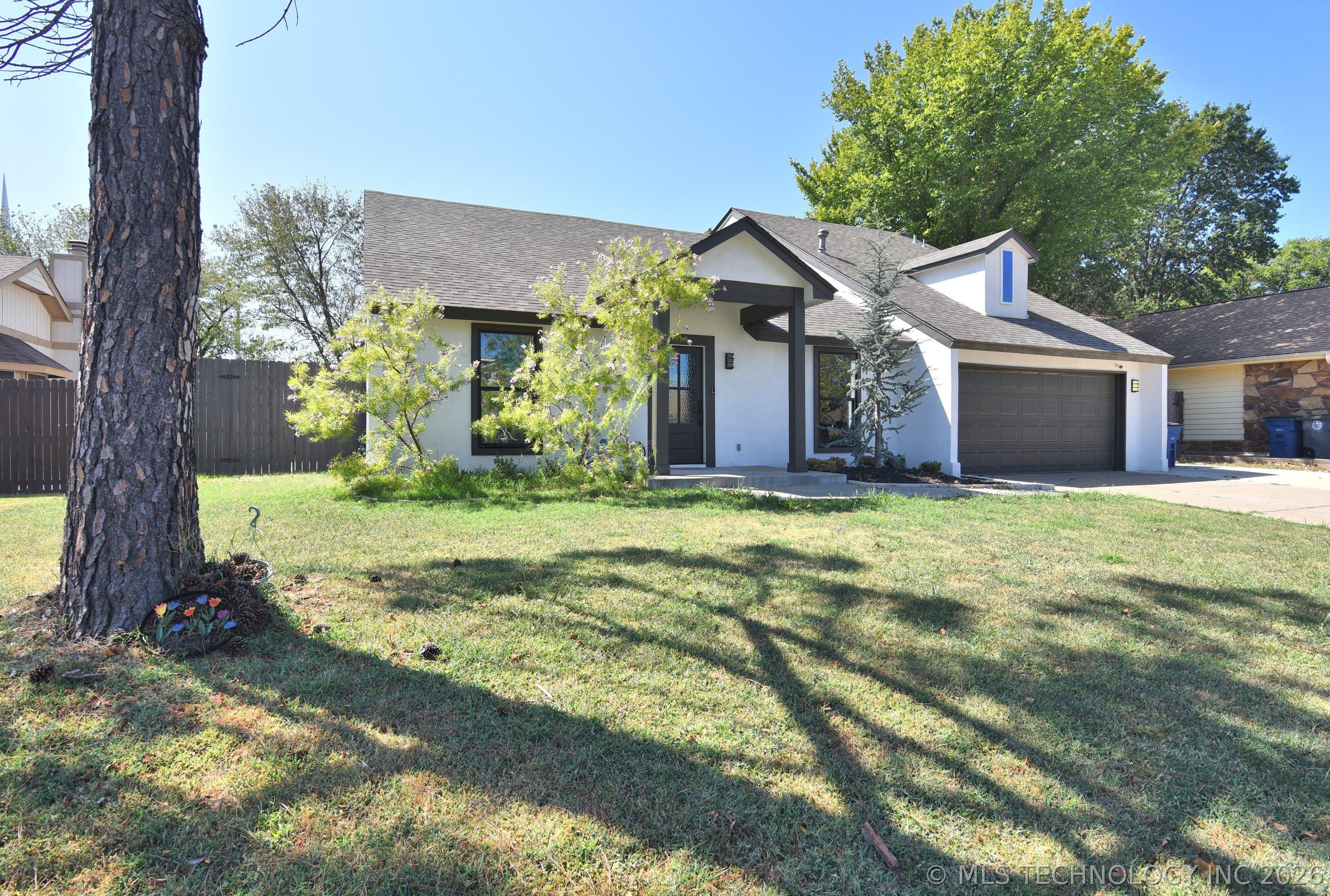 E 60th St, Tulsa, OK 74145