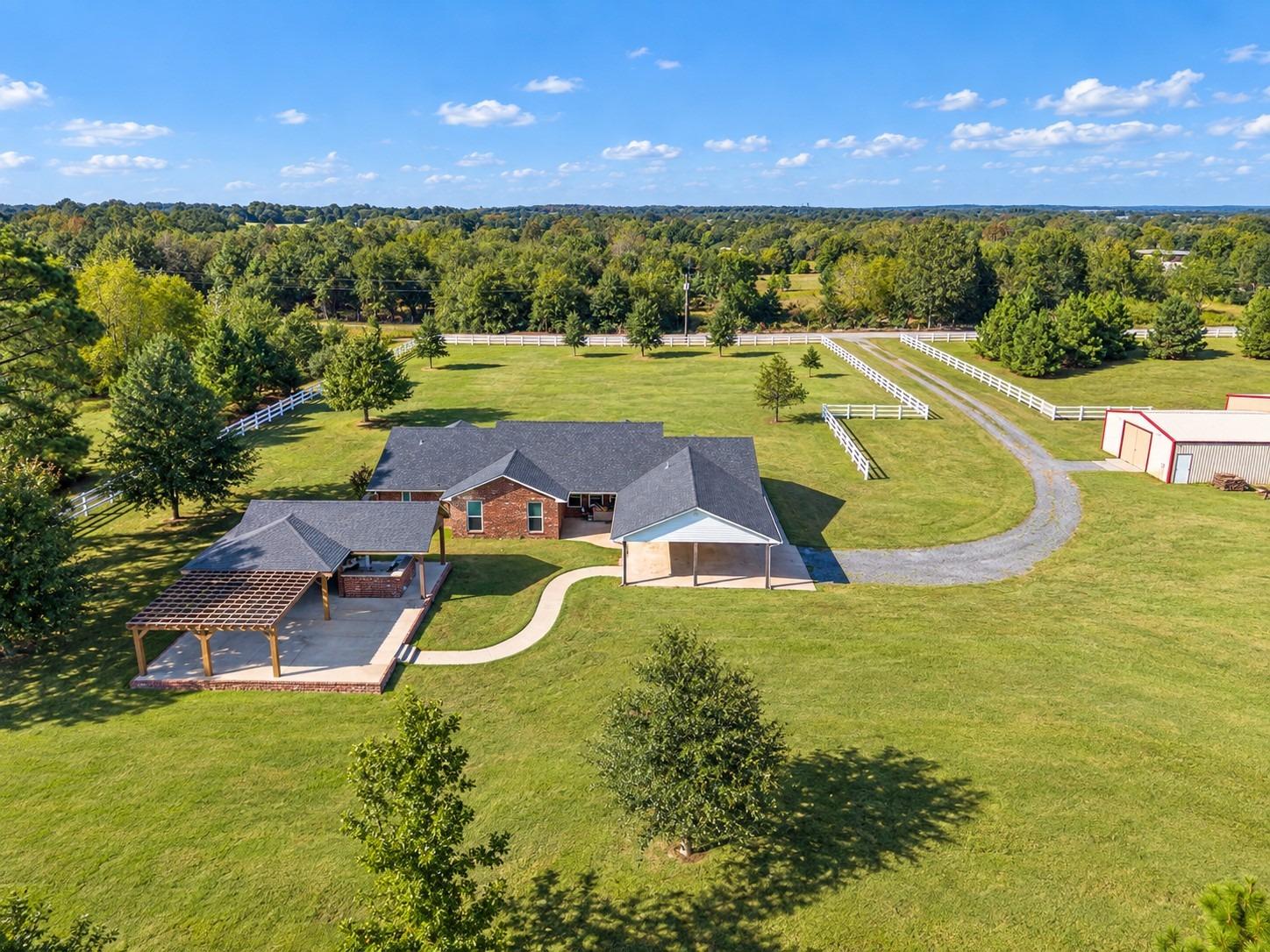E Roping Rd, Atoka, OK 74525