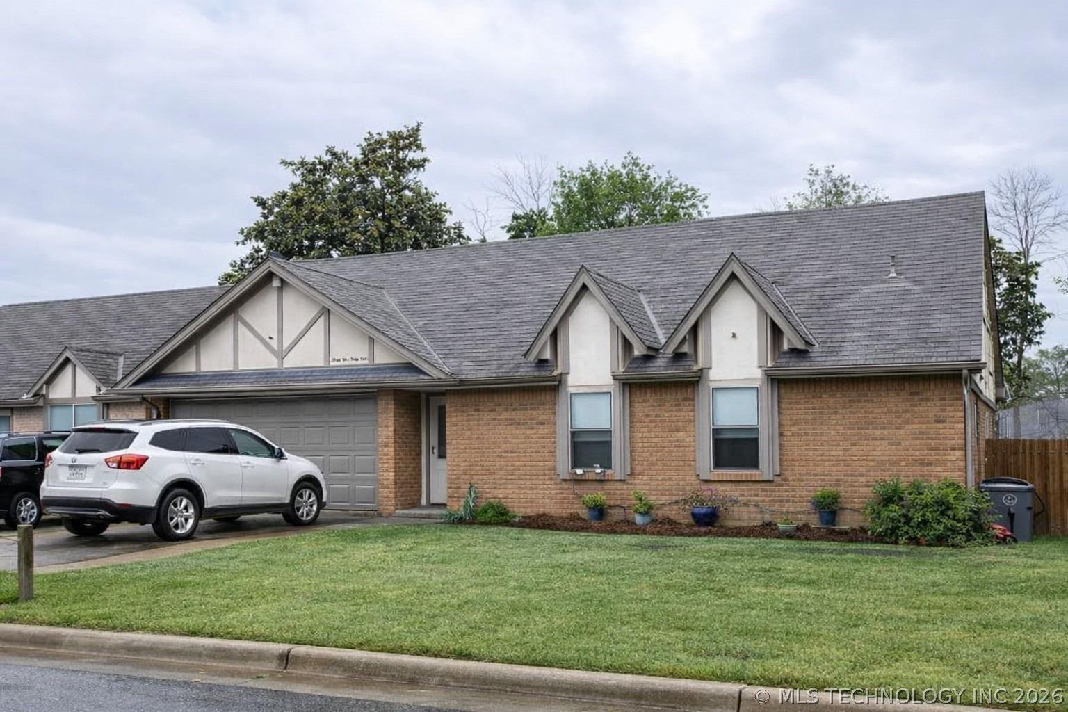 W 66th St, Tulsa, OK 74132