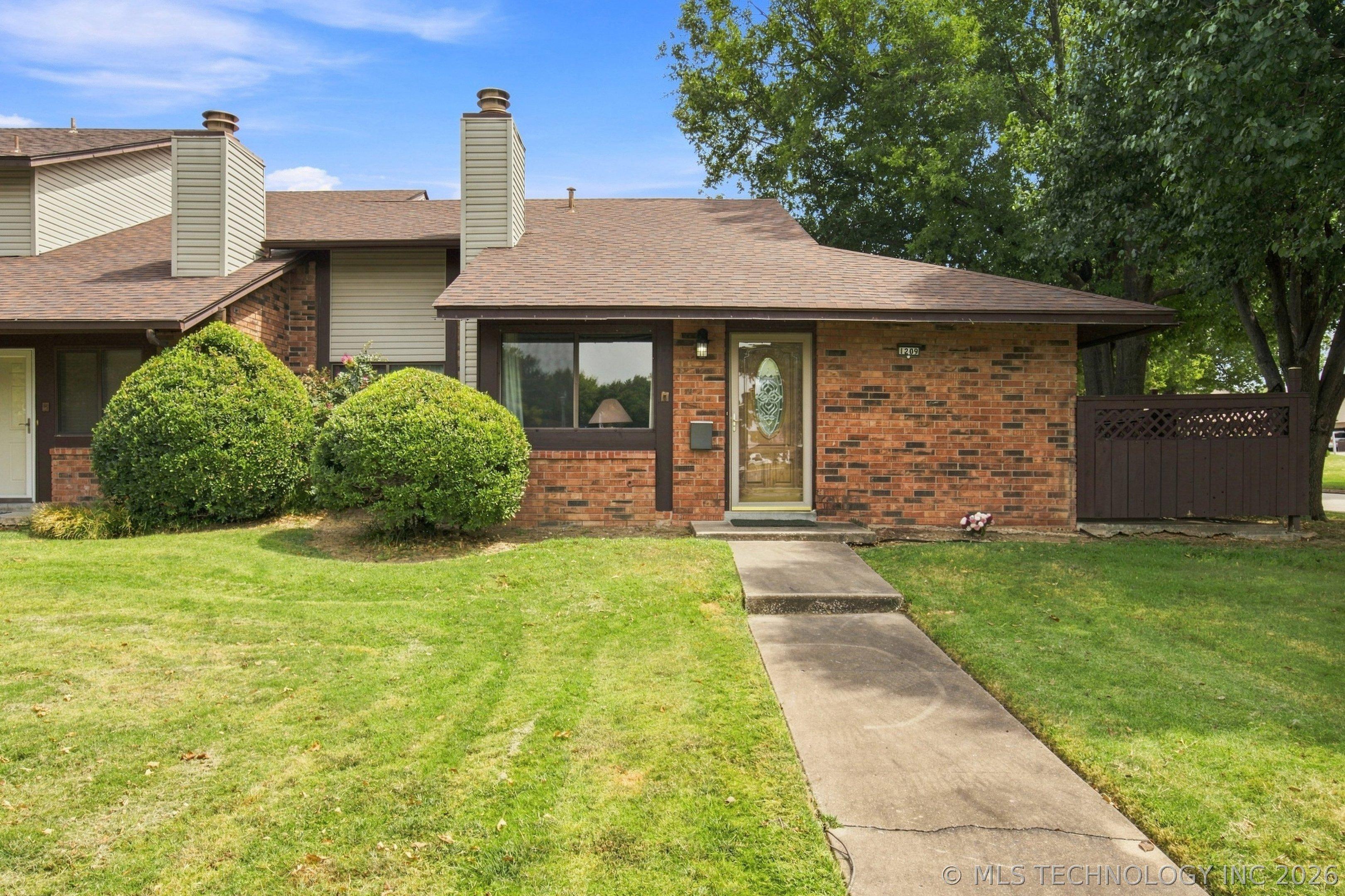 S 111th Ave E # 32, Tulsa, OK 74128