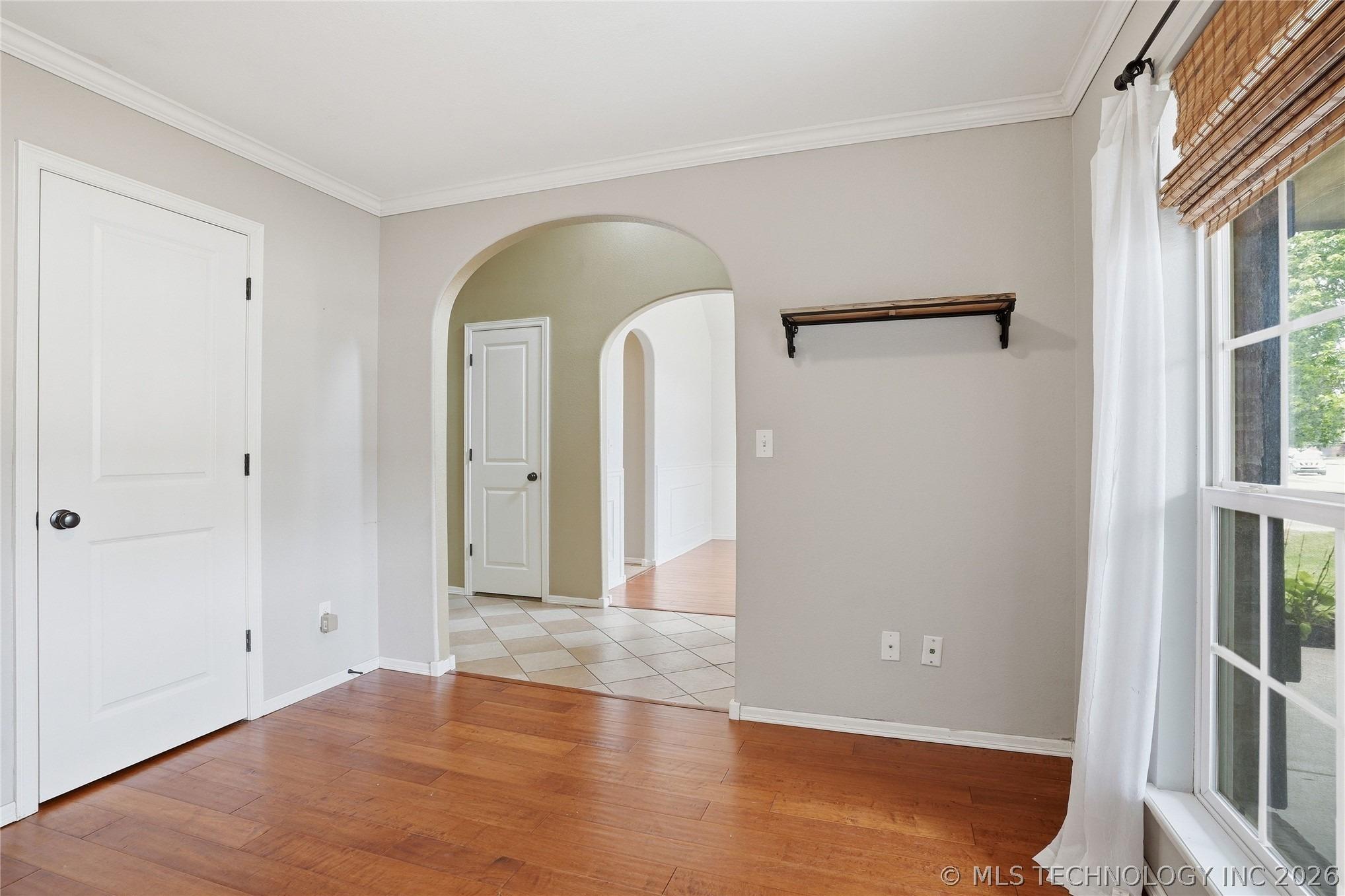 S Vine St, Jenks, OK 74037