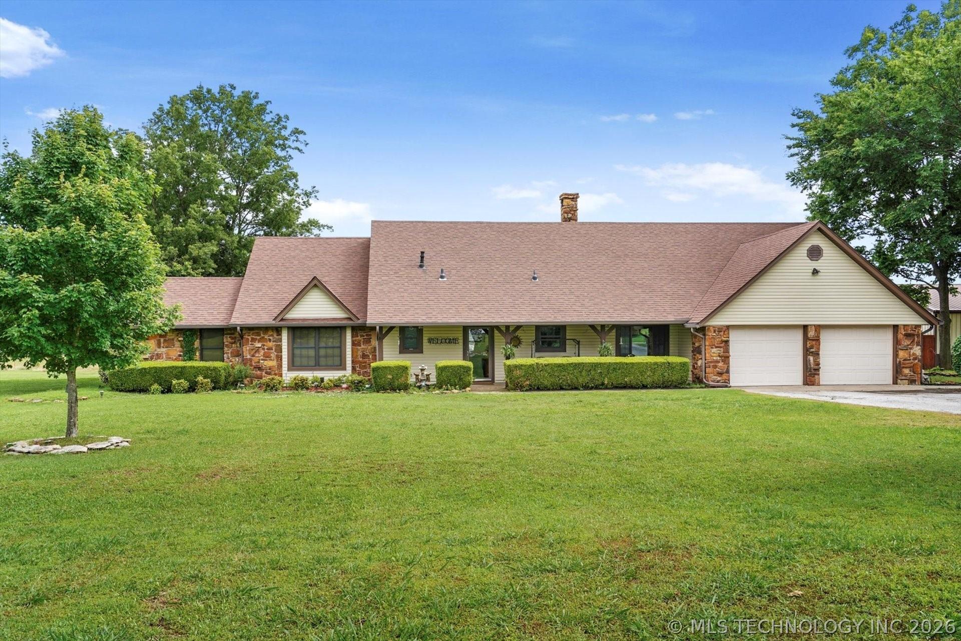 W Oak St, Skiatook, OK 74070