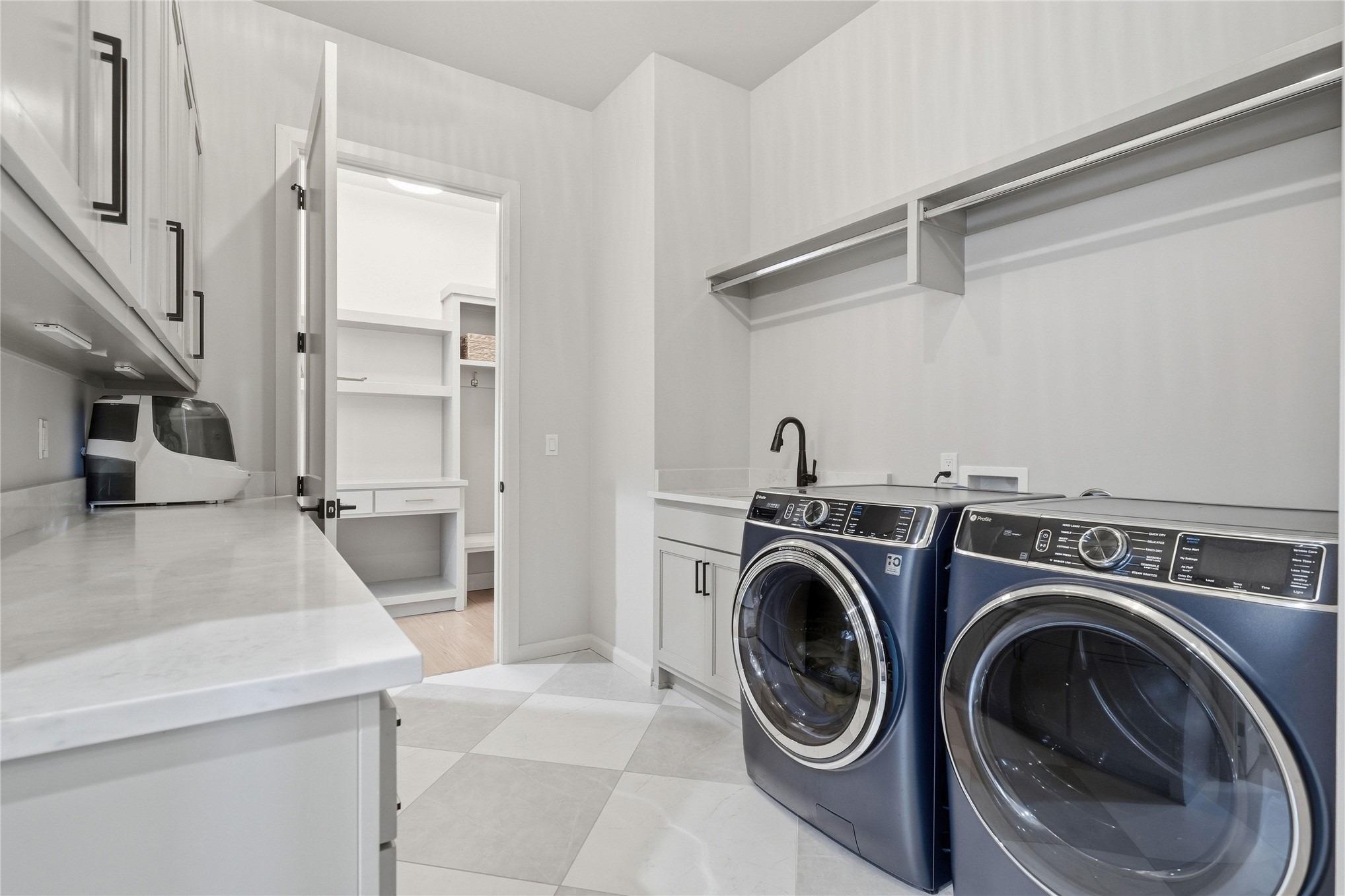 S Vandalia Ave E, Tulsa, OK 74137
